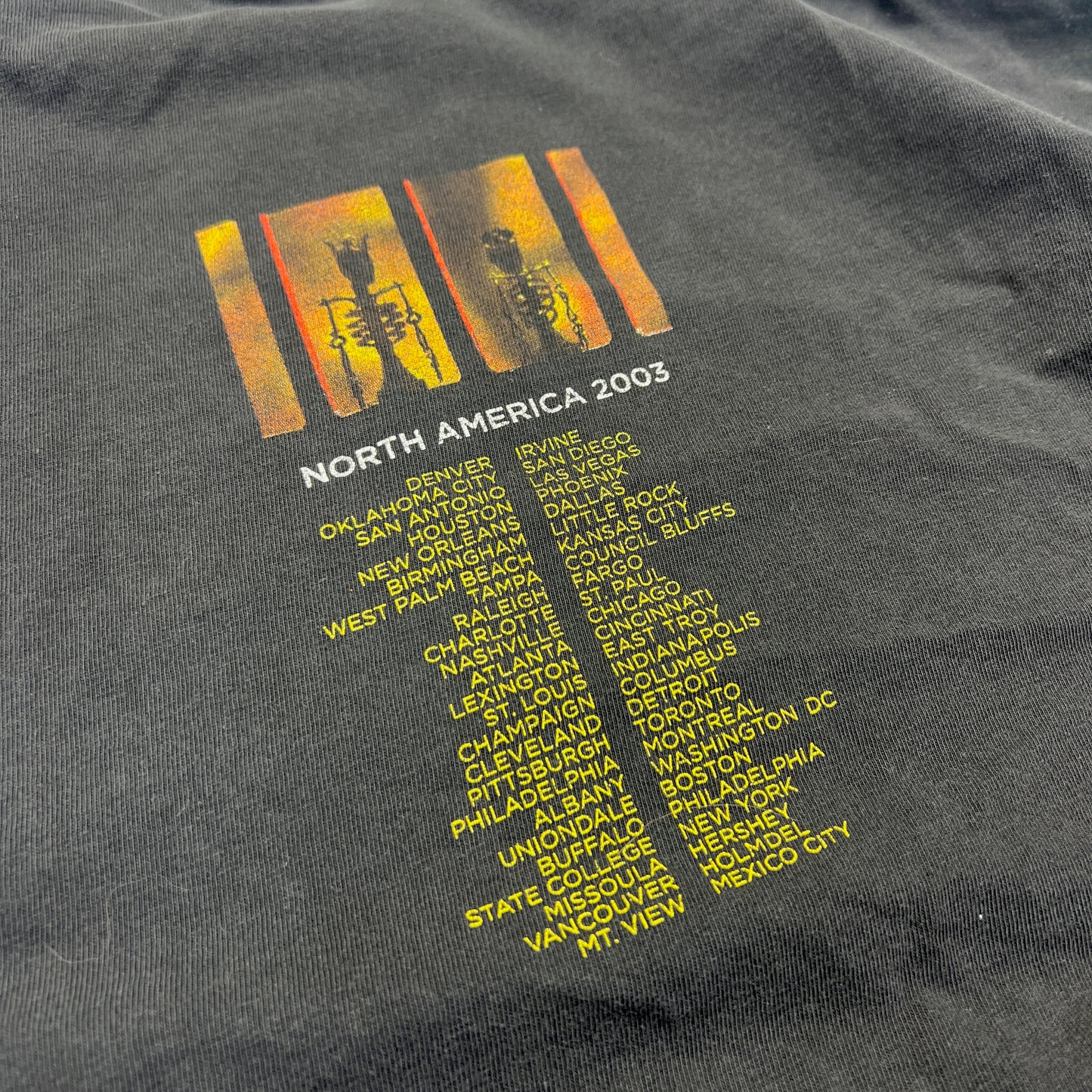 Vintage 2003 Pearl Jam Riot Act Tour T-shirt Size XL