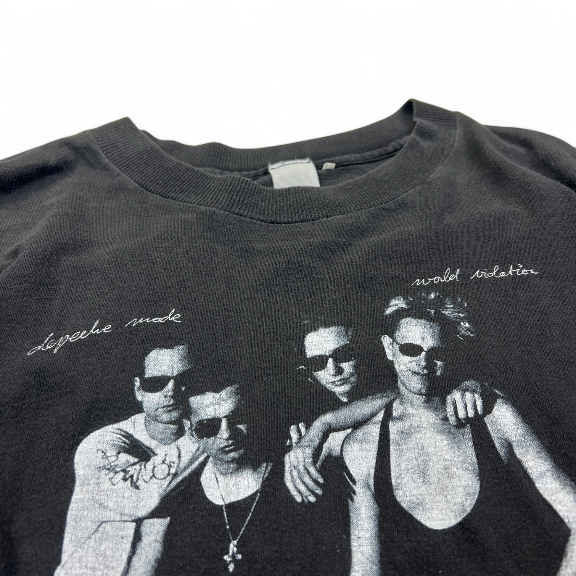Vintage 1990 Depeche Mode Violator Tour T-shirt Size Medium – Vipe Vintage 1990 Depeche Mode Violator Tour T-shirt Size Medium – Vipe